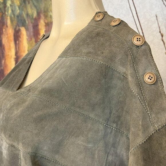 Aymo Italian Leather Patchwork Designed Long Sleeved V-Neck TOP - Picture 6 of 9